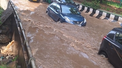 The department also said that the transport systems are likely to be flooded due to heavy rain. (file photo) The department also said that the transport systems are likely to be flooded due to heavy rain. (file photo)