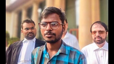 New Delhi: Atul Kumar, who had lost his seat in IIT Dhanbad after missing the deadline to deposit a fee, speaks to the media after the Supreme Court asked the institute to admit him to the BTech course, in New Delhi, Monday, Sept. 30, 2024. (PTI Photo) (PTI)