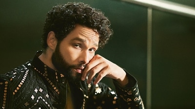 Siddhant Chaturvedi raises his fashion quotient in this black and gold sherwani from Kasbah (Sheldon Santos) Siddhant Chaturvedi raises his fashion quotient in this black and gold sherwani from Kasbah (Sheldon Santos)