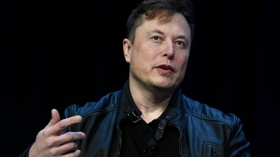 Musk wrote on X that any such decision to auction as Reliance is lobbying for "would be unprecedented." (Susan Walsh/AP) Musk wrote on X that any such decision to auction as Reliance is lobbying for "would be unprecedented." (Susan Walsh/AP)