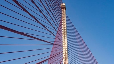 A 26-year-old British influencer died while attempting to climb the 630-foot Castilla-La Mancha Bridge in Spain A 26-year-old British influencer died while attempting to climb the 630-foot Castilla-La Mancha Bridge in Spain