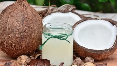 Coconut oil for your healthy skin: Ayurvedic solution from anti-ageing to acne-free skin (Photo by Pixabay) Coconut oil for your healthy skin: Ayurvedic solution from anti-ageing to acne-free skin (Photo by Pixabay)