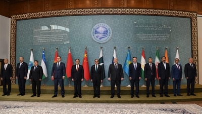 EAM Dr S Jaishankar, Pakistan PM Shehbaz Sharif, Mongolian PM Oyun-Erdene Luvsannamsrai and other leaders pose for a group photograph at the 23rd Meeting of Shanghai Cooperation Organisation (SCO) Council of Heads of Government, in Islamabad. (ANI) EAM Dr S Jaishankar, Pakistan PM Shehbaz Sharif, Mongolian PM Oyun-Erdene Luvsannamsrai and other leaders pose for a group photograph at the 23rd Meeting of Shanghai Cooperation Organisation (SCO) Council of Heads of Government, in Islamabad. (ANI)