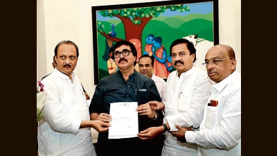 Mankar’s exclusion from this selection has prompted his decision, which he attributes to a perceived bias in favour of political dynasties over grassroots party workers. (HT PHOTO) Mankar’s exclusion from this selection has prompted his decision, which he attributes to a perceived bias in favour of political dynasties over grassroots party workers. (HT PHOTO)