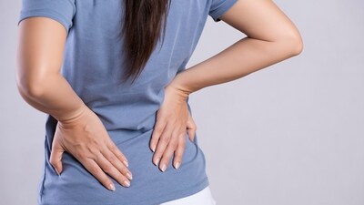Research indicates that smoking can contribute to conditions like spinal stenosis and degenerative disc disease Research indicates that smoking can contribute to conditions like spinal stenosis and degenerative disc disease