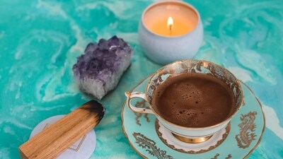 Let's read about crystals to charge during October Full Moon 2024. (Unsplash) Let's read about crystals to charge during October Full Moon 2024. (Unsplash)