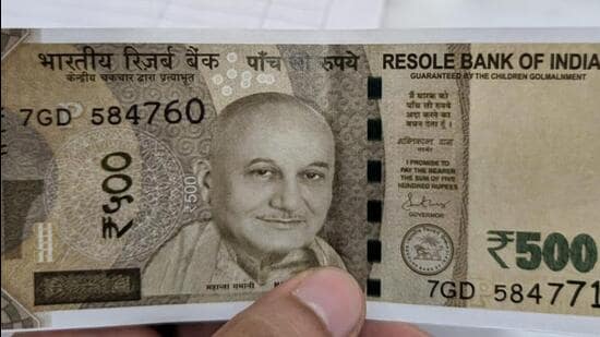 Photo of the prop currency notes used by the conmen to pay for the 2.1kg of gold in Gujarat in September
