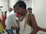 Bihar man walks into hospital with a snake around his neck.