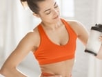 Explore the best plant protein powders to improve your fitness.