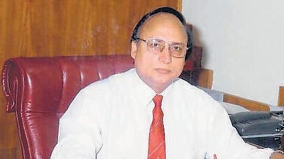 Man posing as lawyer dupes former MP Akhtar Rizvi of ₹52 lakh Man posing as lawyer dupes former MP Akhtar Rizvi of ₹52 lakh