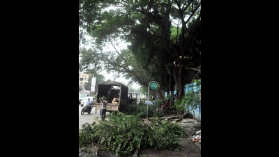 Environmental activists working in Surajpur, however, alleged that at least 10 villagers were hurt when police used batons to disperse the crowd. (HT PHOTO) Environmental activists working in Surajpur, however, alleged that at least 10 villagers were hurt when police used batons to disperse the crowd. (HT PHOTO)