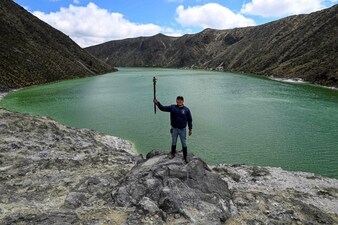 Indigenous leaders reclaim sacred lake, curbing tourism in Colombia's Azufral volcano (AFP photo) Indigenous leaders reclaim sacred lake, curbing tourism in Colombia's Azufral volcano (AFP photo)
