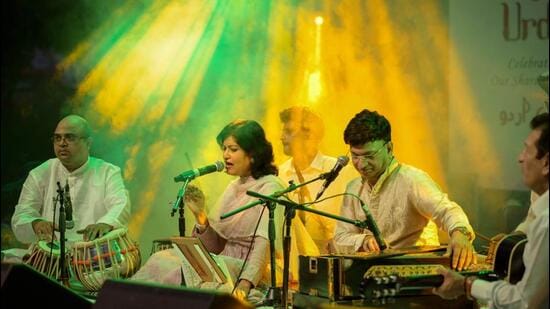 Singers Shiv Rajoria and Jyotsana Rajoria at the festival on Thursday. (Raj K Raj/HT PHOTO)