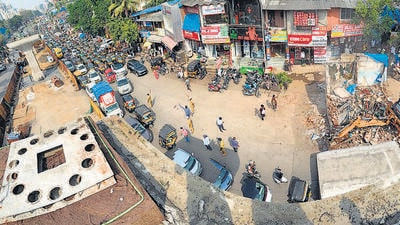 Kali temple razed to make way for GMLR project at Dindoshi Kali temple razed to make way for GMLR project at Dindoshi