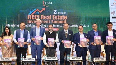 The real estate market continues to be dominated by end-users with more than 67% buying properties for self use, according to the Homebuyer Sentiment Survey - H1 2024 released at the FICCI Real Estate Investment Summit held in Mumbai on October 18. (FICCI) The real estate market continues to be dominated by end-users with more than 67% buying properties for self use, according to the Homebuyer Sentiment Survey - H1 2024 released at the FICCI Real Estate Investment Summit held in Mumbai on October 18. (FICCI)