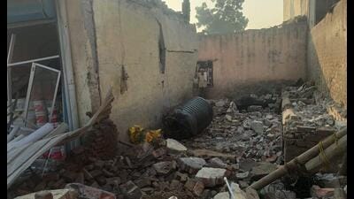 Four people were killed when their house collapsed following a cylinder blast in Faridabad’s Bhakri village, early on Friday morning. (PARVEEN KUMAR/HT PHOTO)