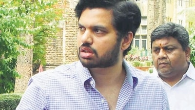 Mumbai, India – August 18, 2023: Varun Sardesai and office bearers of Yuva Sena and Chhatrabharti Student Association of the student unions want to meet the Vice-Chancellor, Pro-Vice-Chancellor, and Registrar of Mumbai University and ask them to answer for postponing the elections, an atmosphere of tension was created due to the closure of the entrance to the Fort Complex of Mumbai University, a large number of police forces have been deployed outside the Fort Complex of Mumbai University, in Mumbai, India, on Friday, August 18, 2023. (Photo by Bhushan Koyande/HT Photo) Mumbai, India – August 18, 2023: Varun Sardesai and office bearers of Yuva Sena and Chhatrabharti Student Association of the student unions want to meet the Vice-Chancellor, Pro-Vice-Chancellor, and Registrar of Mumbai University and ask them to answer for postponing the elections, an atmosphere of tension was created due to the closure of the entrance to the Fort Complex of Mumbai University, a large number of police forces have been deployed outside the Fort Complex of Mumbai University, in Mumbai, India, on Friday, August 18, 2023. (Photo by Bhushan Koyande/HT Photo)