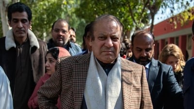 Former Pakistani prime minister Nawaz Sharif hopes that India and Pakistan can establish positive relations again. (AP FILE PHOTO) (Bloomberg)