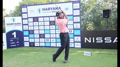 Pukhraj Singh Gill in action during the Haryana Open 2024 at the Panchkula Golf Club. (HT Photo) Pukhraj Singh Gill in action during the Haryana Open 2024 at the Panchkula Golf Club. (HT Photo)