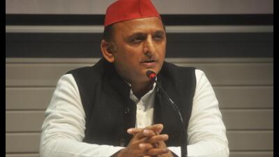 Samajwadi Party chief Akhilesh Yadav attacked the UP govt on many issues. (HT file) Samajwadi Party chief Akhilesh Yadav attacked the UP govt on many issues. (HT file)