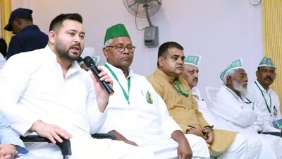 RJD leader Tejashwi Yadav addressing during Karyakarta Darshan cum Samwad Karyakram at Jamui, Bihar, India, Wednesday,16, 2024.(Photo by / Hindustan Times)