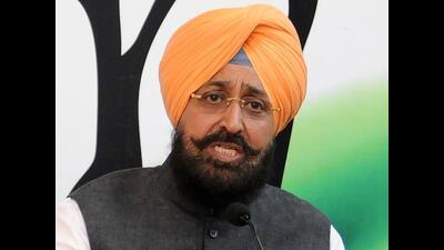 Congress leader Partap Singh Bajwa (HT File)