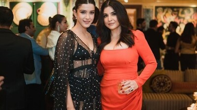 Maheep Kapoor detailed how Shanaya Kapoor had to deal with her hospitalisation. Maheep Kapoor detailed how Shanaya Kapoor had to deal with her hospitalisation.