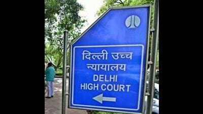 The court directed the public works department and other civic agencies to extend full cooperation for complying with the order. (HT Archive) The court directed the public works department and other civic agencies to extend full cooperation for complying with the order. (HT Archive)