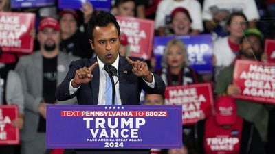 Vivek Ramaswamy speaks during a campaign event for Republican presidential nominee and former U.S. President Donald Trump in Reading, Pennsylvania, U.S. October 9, 2024. (REUTERS)