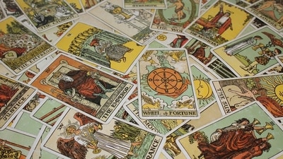 Read about your daily tarot prediction for October 19, 2024. (Pixabay)