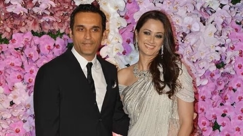 Gayatri Joshi with husband Vikas Oberoi