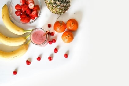 Karwa Chauth includes a pre-fast meal, the Sargi, which provides all the nutrition for the stamina during the dawn-to-moonrise fast (Unsplash) Karwa Chauth includes a pre-fast meal, the Sargi, which provides all the nutrition for the stamina during the dawn-to-moonrise fast (Unsplash)
