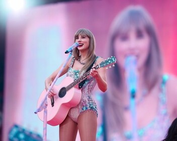 Taylor Swift (instagram)