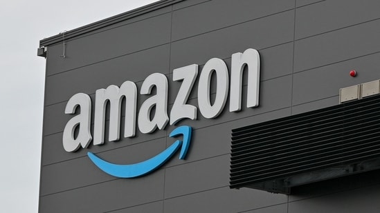 Amazon.com Inc. workers’ complaints about company culture — a frequent sight on anonymous and internal forums — turned public this week with a popular LinkedIn post that struck a chord with current employees. (Kazuhiro Nogi/AFP)