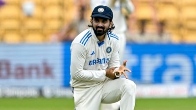 India's KL Rahul reacts after fielding the ball during the fifth and final day of the first Test cricket match between India and New Zealand at the M. Chinnaswamy Stadium in Bengaluru on October 20, 2024. (Photo by IDREES MOHAMMED / AFP) / -- IMAGE RESTRICTED TO EDITORIAL USE - STRICTLY NO COMMERCIAL USE -- (AFP) India's KL Rahul reacts after fielding the ball during the fifth and final day of the first Test cricket match between India and New Zealand at the M. Chinnaswamy Stadium in Bengaluru on October 20, 2024. (Photo by IDREES MOHAMMED / AFP) / -- IMAGE RESTRICTED TO EDITORIAL USE - STRICTLY NO COMMERCIAL USE -- (AFP)