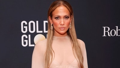 Lopez is determined to shine in 2025, eyeing an Oscar nomination and reviving her music tour, as she channels her heartbreak into professional success.
Emma McIntyre/Getty Images/AFP (Photo by Emma McIntyre / GETTY IMAGES NORTH AMERICA / Getty Images via AFP) (Getty Images via AFP) Lopez is determined to shine in 2025, eyeing an Oscar nomination and reviving her music tour, as she channels her heartbreak into professional success.
Emma McIntyre/Getty Images/AFP (Photo by Emma McIntyre / GETTY IMAGES NORTH AMERICA / Getty Images via AFP) (Getty Images via AFP)