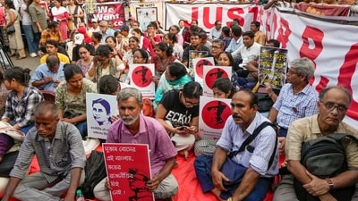 Junior doctors continue their fast-unto-death in protest against the alleged rape and murder of their colleague at the RG Kar Medical College and Hospital, in Kolkata. (PTI Photo/Swapan Mahapatra) (PTI) Junior doctors continue their fast-unto-death in protest against the alleged rape and murder of their colleague at the RG Kar Medical College and Hospital, in Kolkata. (PTI Photo/Swapan Mahapatra) (PTI)