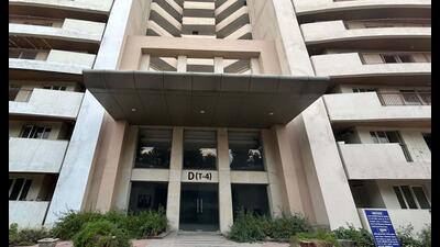 The demolition process at Chintels Paradiso apartments will start from next month at Sector 109 near Dwarka Expressway in Gurugram. (HT PHOTO)