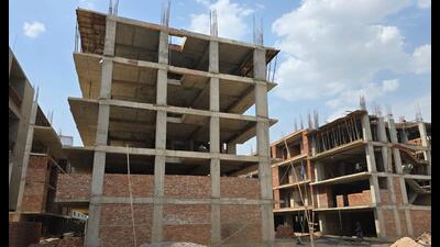 The department of town and country planning (DTCP) has decided to impose a penalty of ₹2 lakh per violation on architects, who had flouted rules while issuing occupation certificates to owners of plots where four floors and a stilt has been built. (HT PHOTO) The department of town and country planning (DTCP) has decided to impose a penalty of ₹2 lakh per violation on architects, who had flouted rules while issuing occupation certificates to owners of plots where four floors and a stilt has been built. (HT PHOTO)