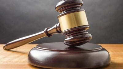 The order was passed in a PIL petition challenging the demolition notices. (For Representation) The order was passed in a PIL petition challenging the demolition notices. (For Representation)