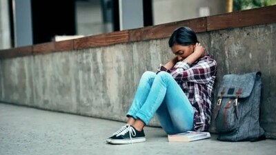 College students are often victims of anxiety disorders – substance abuse and obesity add to the triggers. (Unsplash) College students are often victims of anxiety disorders – substance abuse and obesity add to the triggers. (Unsplash)