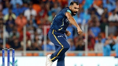 Mohammad Shami celebrates after picking a wicket in the IPL 2023 match between Gujarat Titans and Delhi Capitals at Narendra Modi Stadium in Ahmedabad (IPL Twitter)