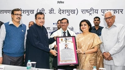 Sanjay Nahar, Nitin Gadkari and Dnyaneshwar Mulay, Sadhna Shanker and Narinder Nath Vohra (Photos: Manoj Verma/HT)