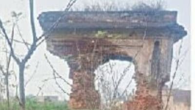 ₹10 million Pakistani rupees allocated for Baoli Sahib temple restoration in Punjab, Pakistan. (Dawn) ₹10 million Pakistani rupees allocated for Baoli Sahib temple restoration in Punjab, Pakistan. (Dawn)