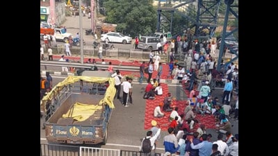Senior officials, including Kapurthala senior superintendent of police Vatsala Gupta, are camping on the spot to oversee the situation. (HT Photo) Senior officials, including Kapurthala senior superintendent of police Vatsala Gupta, are camping on the spot to oversee the situation. (HT Photo)
