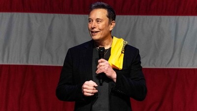 SpaceX and Tesla founder Elon Musk speaks at a town hall with Republican candidate U.S. Senate Dave McCormick at the Roxain Theater on October 20, 2024 in Pittsburgh, Pennsylvania. (Photo by Michael Swensen / GETTY IMAGES NORTH AMERICA / Getty Images via AFP) (Getty Images via AFP) SpaceX and Tesla founder Elon Musk speaks at a town hall with Republican candidate U.S. Senate Dave McCormick at the Roxain Theater on October 20, 2024 in Pittsburgh, Pennsylvania. (Photo by Michael Swensen / GETTY IMAGES NORTH AMERICA / Getty Images via AFP) (Getty Images via AFP)