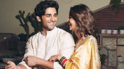 Actor Kriti Kharbanda shared several pictures with actor-husband Pulkit Samrat. She wrote, “Celebrating the 1st of every festival in the first year of marriage has been a tradition in every family for as long as I can remember. Karwa Chauth being one of them. Every Karwa Chauth, I would sit behind my mother, watch her perform the aarti, look at Chanda mama and then at papa from across the channi, dress up and apply mehendi. I’d also wake up for the sargi. I found it fascinating! All that while thinking to myself, I want this. For me. So today, I tick one more thing off my bucket list. The 10 year old me is shy and blushing! He’s good looking also, now that’s the cherry on top!” (Instagram/ Kriti Kharbanda) Actor Kriti Kharbanda shared several pictures with actor-husband Pulkit Samrat. She wrote, “Celebrating the 1st of every festival in the first year of marriage has been a tradition in every family for as long as I can remember. Karwa Chauth being one of them. Every Karwa Chauth, I would sit behind my mother, watch her perform the aarti, look at Chanda mama and then at papa from across the channi, dress up and apply mehendi. I’d also wake up for the sargi. I found it fascinating! All that while thinking to myself, I want this. For me. So today, I tick one more thing off my bucket list. The 10 year old me is shy and blushing! He’s good looking also, now that’s the cherry on top!” (Instagram/ Kriti Kharbanda)