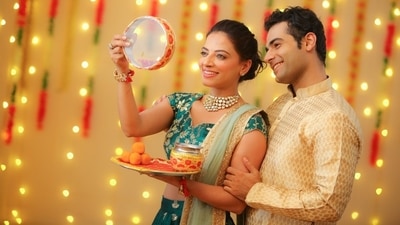 Daily Love and Relationship Horoscope 2024: Find out love predictions for October 22. (Shutterstock) Daily Love and Relationship Horoscope 2024: Find out love predictions for October 22. (Shutterstock)
