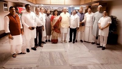 Members of Parliament's Joint Committee on Waqf (Amendment) Bill pose for a photograph at a break during their first meeting at Parliament House Annexe in New Delhi on August 22. (PTI) Members of Parliament's Joint Committee on Waqf (Amendment) Bill pose for a photograph at a break during their first meeting at Parliament House Annexe in New Delhi on August 22. (PTI)
