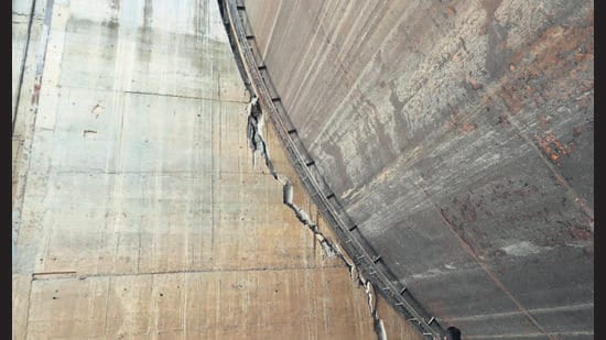 On the intervening night of October 21 and 22 last year, a part of the Medigadda barrage collapsed due to the sinking of 20th pier, and there were major cracks along its entire wall. (HT Photo)